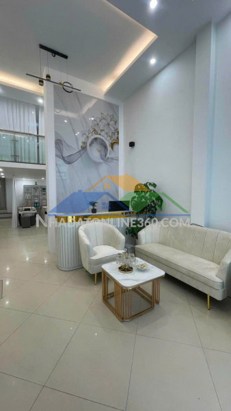 Share mặt bằng khu vực trần hữu tước, đống đa, hà nội