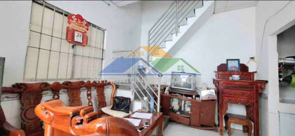 Bán nhà bình chiểu thủ đức  104m  ngang 9,6m giá chỉ 3,75 tỷ