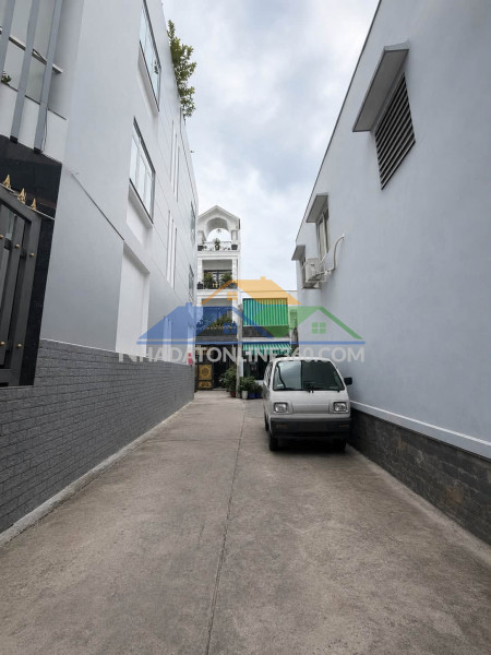 Chỉ 7.2 ???? nhà 80m² - 3 tầng - xe hơi ngủ nhà - ngay nguyễn sơn, chợ f18