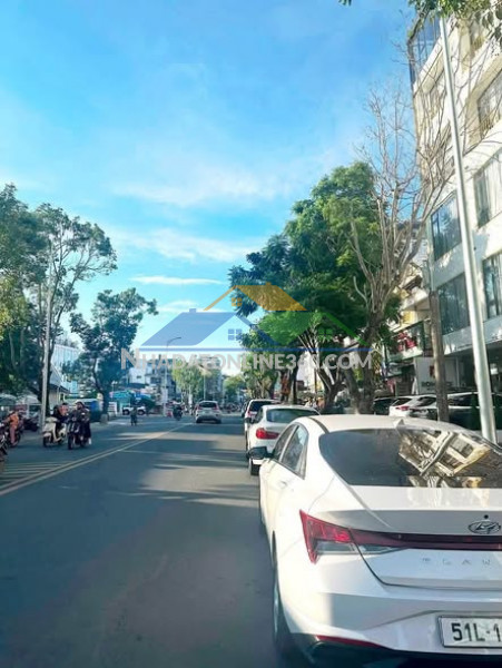 Bán lô đất mặt tiền lê văn tám, phường xuân hương đà lạt