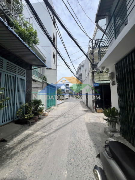 Nhà ngon đô đốc chấn tân phú gần chợ sơn kỳ sát aeon tân phú 70m2 ,2 tầng nhỉnh 5 tỷ