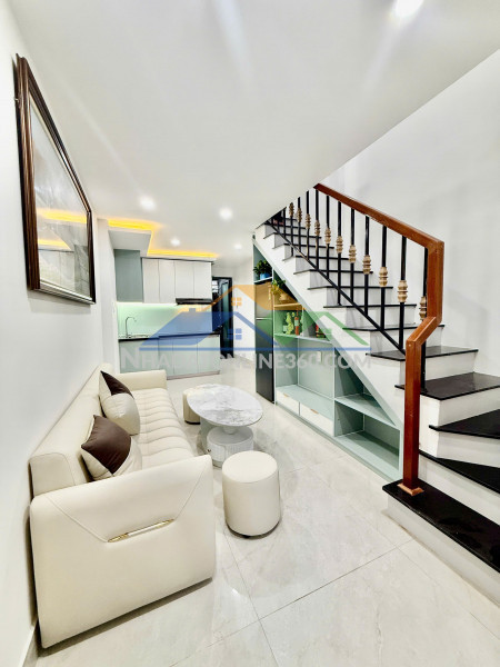 ♪ góc kiệt thẳng thông trần cao vân, sát trường đinh bộ lĩnh, 35m2, 2 tầng mới, 3.x tỷ