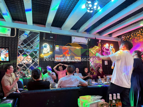 Góc sang nhượng quán karaoke – phố quan hoa, cầu giấy , hà nội