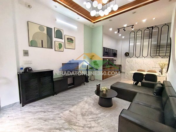 Siêu phẩm 4 tầng - cầu nguyễn tri phương quận 8 giáp quận 5 -...