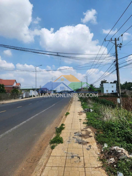 Bán 2100m2 đất đường 724 tân hội đức trọng lâm đồng 5 tỷ...