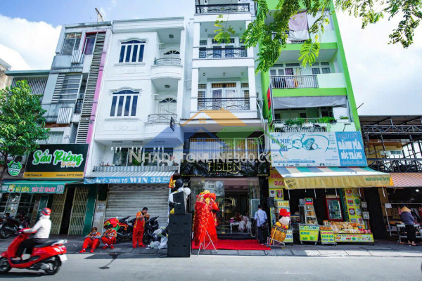 Giá tốt đầu tư - cần sang lại  spa full nội thất  hoặc...