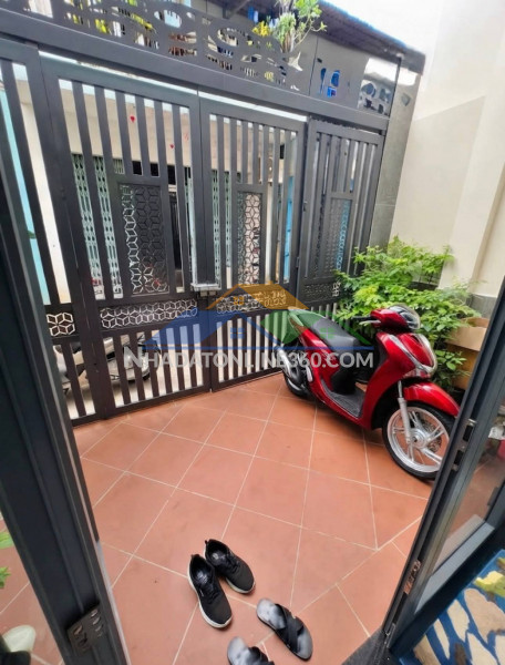 Khu bàu cát - năm châu - chợ vải - diện tích 92m² - 4 tầng