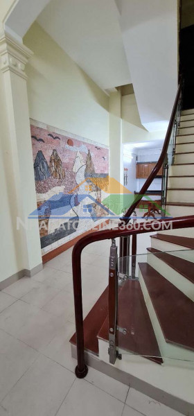 Cho thuê phòng ở đẹp an ninh tốt rộng 25 m2 bếp nấu ăn riêng tại nhà mặt phố bùi xương trạch, thanh xuân