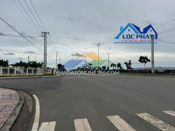 X566 CHO THUÊ NHÀ XƯỞNG 3.500M² KCN NHƠN TRẠCH, ĐỒNG NAI