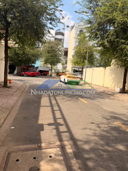 Cho thuê nhà xưởng kèm dãy phòng trọ – vị trí đẹp tại tp. thủ đức