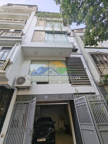Phân lô ô tô đức giang long biên 12 tỷ 70m gần phố,ngõ thông