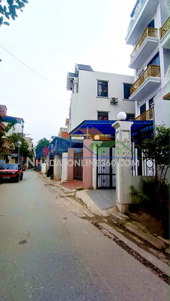Nhà đẹp cổ linh đối diện aeon, ôtô tránh, 6 tầng thang máy, gara 2 ôtô, full nội thất