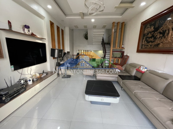 Bán nhà đường số 11, trường thọ, thủ đức, tp hcm. dt 90m2, 4 tầng, shr. giá 15.3 tỷ.