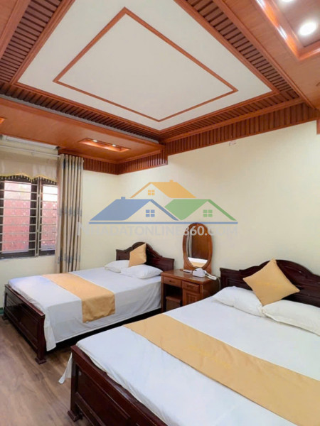 Bán khách sạn tại thị trấn tam đảo, 46 tỷ vnd, dt sử dụng 782m², 12,5m mặt tiền, view quảng trường