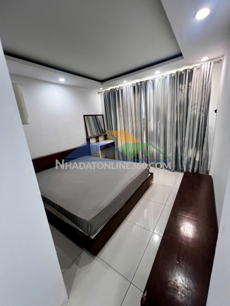 Phòng mới sơn huỳnh văn bánh , phú nhuận , dọn vào ở ngay