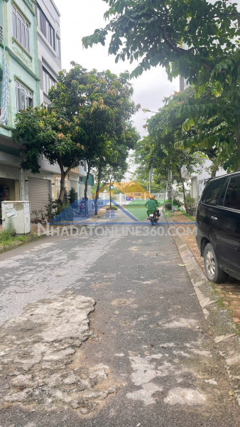 ???? chủ cần bán đất tái định cư trâu quỳ – view vườn hoa, đường 11m có vỉa hè – vị trí cực đẹp! ????