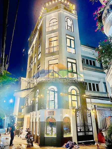 Chủ gâp bán hạ chào 3.2 tỷ, chỉ còn 10.2 tỷ, nhà 4 tầng, 5 phòng, dương quảng hàm.