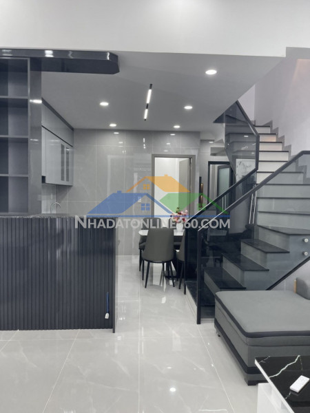 Bán nhà 1t1l p.biên hòa,shr đường 2 xe hơi, gần trường mầm non song khuê