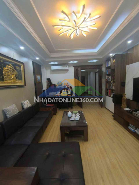 Bán nhà ngõ 295 bạch mai, đầu 8 tỷ có nhà mới đẹp ở ngay