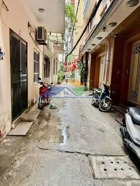 Cho thuê cả nhà 5 tầng số 17 ngõ 34 phố hào nam,q đống đa hợp...