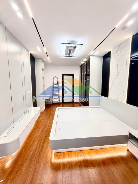 Bán nhà bạch mai hai bà trưng, 35m², xây 5 tầng chắc chắn