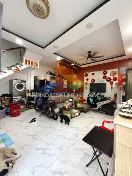 Nhà vị trí đẹp hẻm thông hưng phú p8q8 p.chánh hưng
