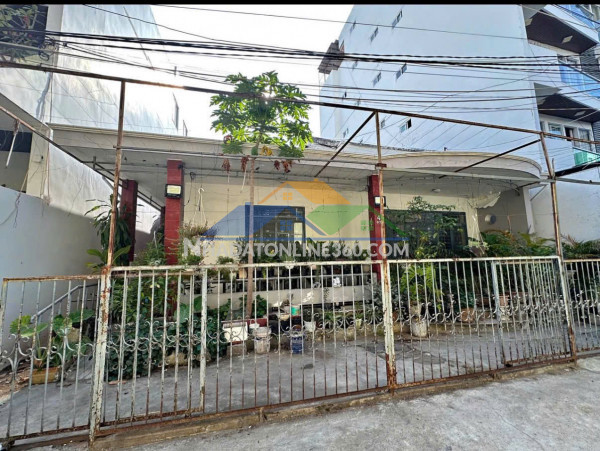 Cho thuê nha 3 tầng 120 nguyễn thiện thuật – khu phố tây - cách biển 300m
 - diện tích 82m² - 
nhà 3 tầng 1 lửng gồm 4pn , 3wc 
- giá thuê: 30triệu/tháng
 -