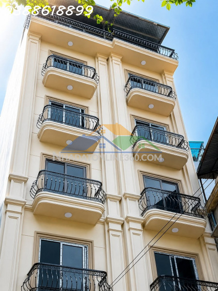 Bán tòa apartment đê la thành - ba đình - 103m2 - 18 căn hộ - dòng tiền 210 tr/th - 8 tầng thang máy - 34.8 tỷ