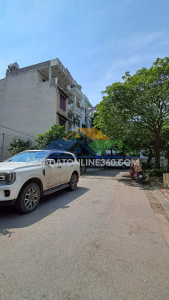 Bán đất thạch bàn 75m2- mt 5m- vỉa hè, ô tô tránh đỗ- 17.9 tỷ