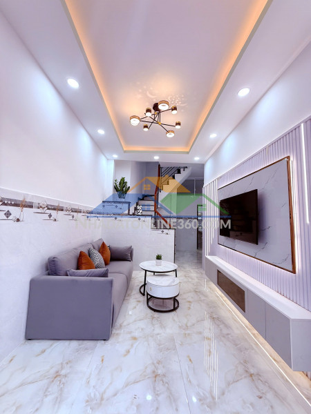 Mặt tiền kinh doanh nail tóc cao xuân dục p12q8