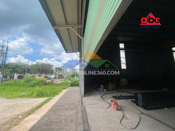 Xn387 cho thuê nhà xưởng sản xuất, khung thép lớn, có sẵn cầu trục thích hợp sx , kho thép