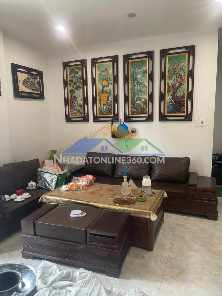 Bán nhà mặt phố bát đàn, 90m2, 4 tầng, mặt tiền 3.3m, 54.5 tỉ,...