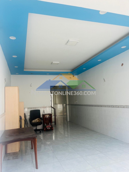 Sau căn mặt tiền ra đường nhựa tân thới hiệp 12m, đang thi...