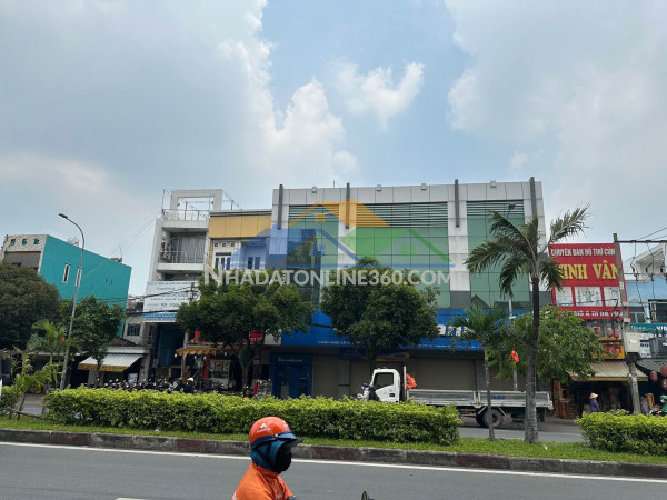 Bán nhà măt tiền  tô ký q12 5 x20 3lầu thuê 1 tỷ / 1 năm