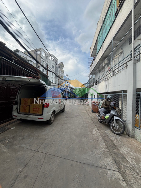 Chủ giảm mạnh 500 triệu, ngay hương lộ 2. nhà còn 5.5 tỷ.
