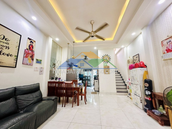 Bán nhà 3 tầng tân hòa 2, hiệp phú, q9, thủ đức, tp hcm. dt 51m2, giá 5,68  tỷ, sổ hồng riêng.