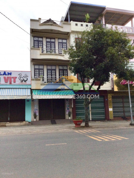 Bán nhà phố mt đường thống nhất đức trọng lâm đồng  khu kd sầm uất 13 tỷ