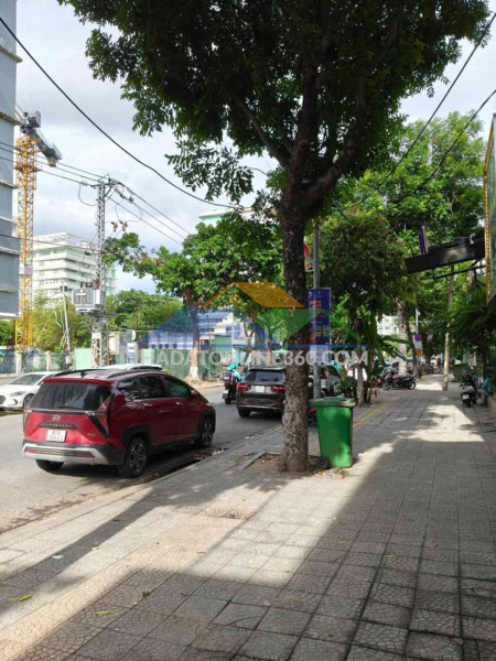 Bán nhà quang trung 231m² đường 15,5m trung tâm đà nẵng, dòng tiền 70 triệu/tháng, giá 33 tỷ