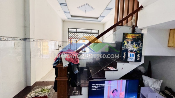 Bán nhà 3 tầng, 68m2,  đường số 5, linh xuân, thủ đức. tp hcm. sổ hồng riêng, giá 3,69  tỷ.