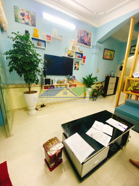Phân lô phú diễn  gần ô tô tải  mt 4,8m  39m² x 3t  8,6 tỷ