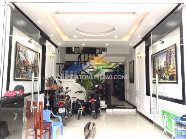 Nhà đẹp trần nguyên hãn full nội thất - ô tô tránh nhau - khu vip trung tâm