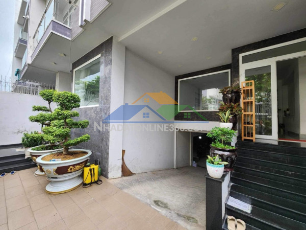 Nhà đẹp 4 tầng (10*19m) chỉ 23 tỷ tl, mặt tiền kdc cao cấp dương hồng