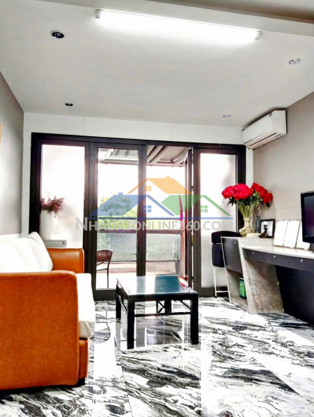 Bán nhà mặt phố nguyễn đình chiểu, 51.5 tỷ, vỉa hè rộng,...