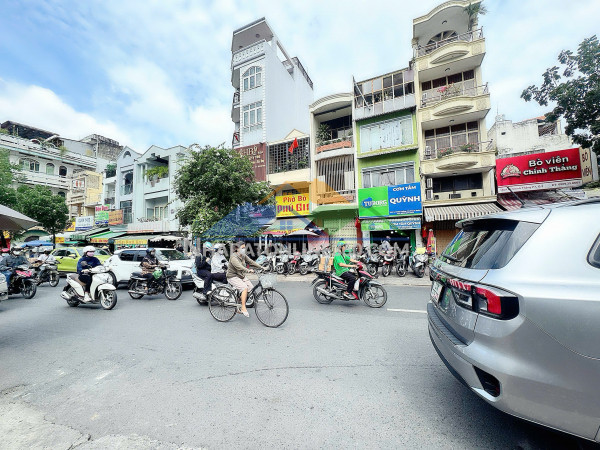 Bán nhà 4 tầng - mt đ. lý chính thắng, quận 3 - hdt 60tr/th - duy nhất nhà bán  * lh giang giang:0938676685
