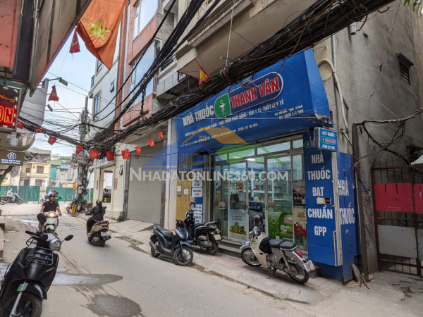 Cho thuê ccmn khép kín cực đẹp giá rẻ 3tr5 ngõ 111 triều khúc, tân triều