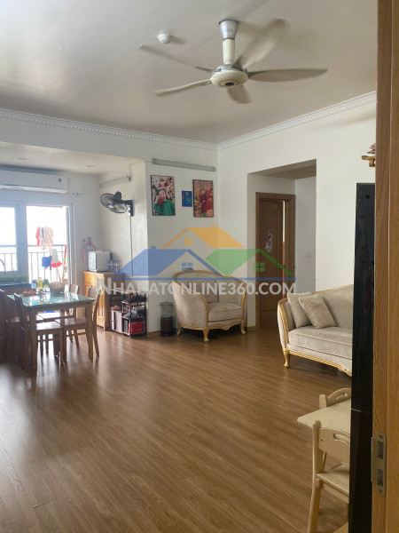 Chủ Nhà Cần Bán Gấp Căn Góc View Hồ – Tầng Trung Chung Cư...
