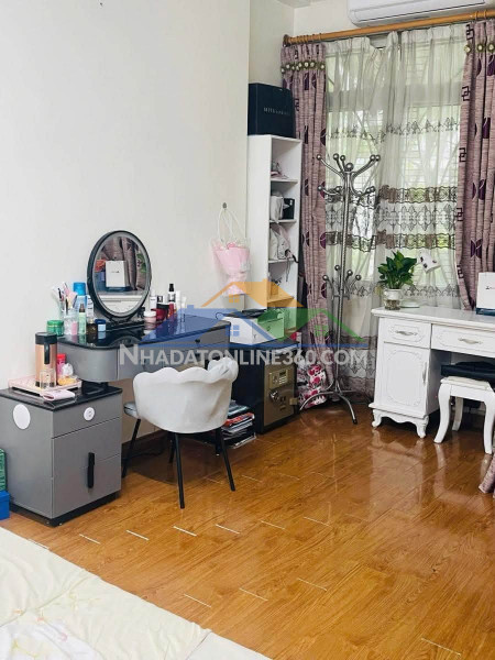 Bán nhà hàng điếu, 85m2, 3 tầng, mặt tiền 3.3m, 23.5 tỷ, kinh...
