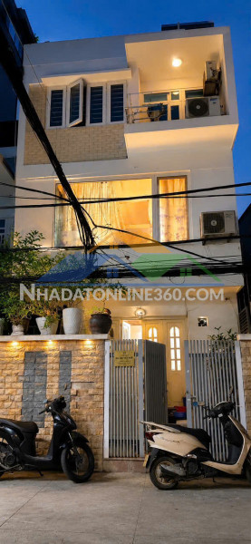 Cho thuê nhà nguyên căn 3 tầng 1 tum – thiết kế hiện đại, rộng rãi, dọn vào ở ngay