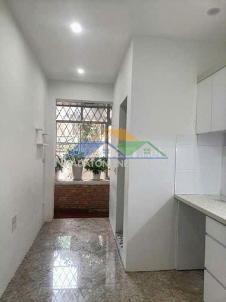 CẦN BÁN  HOẶC CHO THUÊ NHÀ VỊ TRÍ TRUNG TÂM SỐ 13 CỬA NAM - QUẬN HOÀN KIẾM - HÀ NỘI