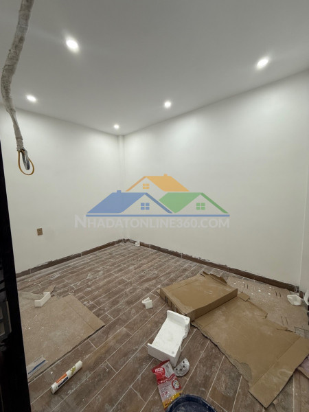 Nhà mặt đường lô góc dư hàng - thang máy 650 kg - vị trí cực kỳ đắc địa